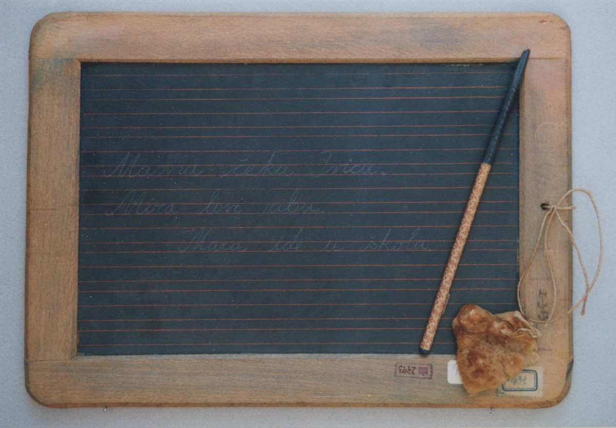 Pločica za pisanje od škriljevca, poč. 20. st. (školski pribor) HŠM Mp 2493